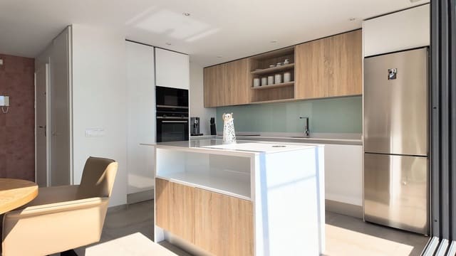 2 slaapkamer Appartement te koop in Cancelada, Estepona - € 595.000 (Ref: 9738774)