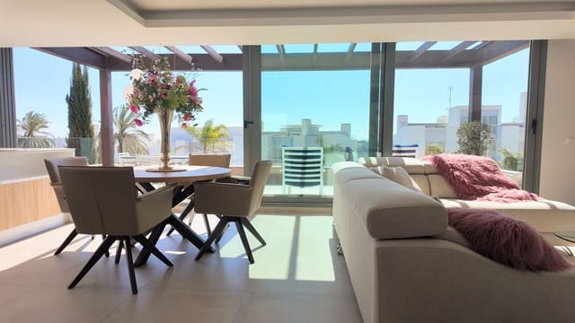 2 slaapkamer Appartement te koop in Cancelada, Estepona - € 595.000 (Ref: 9738774)