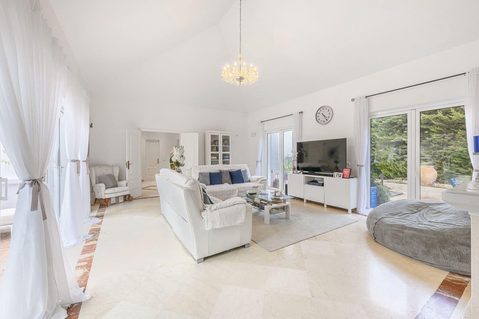 4 quarto Moradia para venda em Sotogrande - 950 000 € (Ref: 9738776)