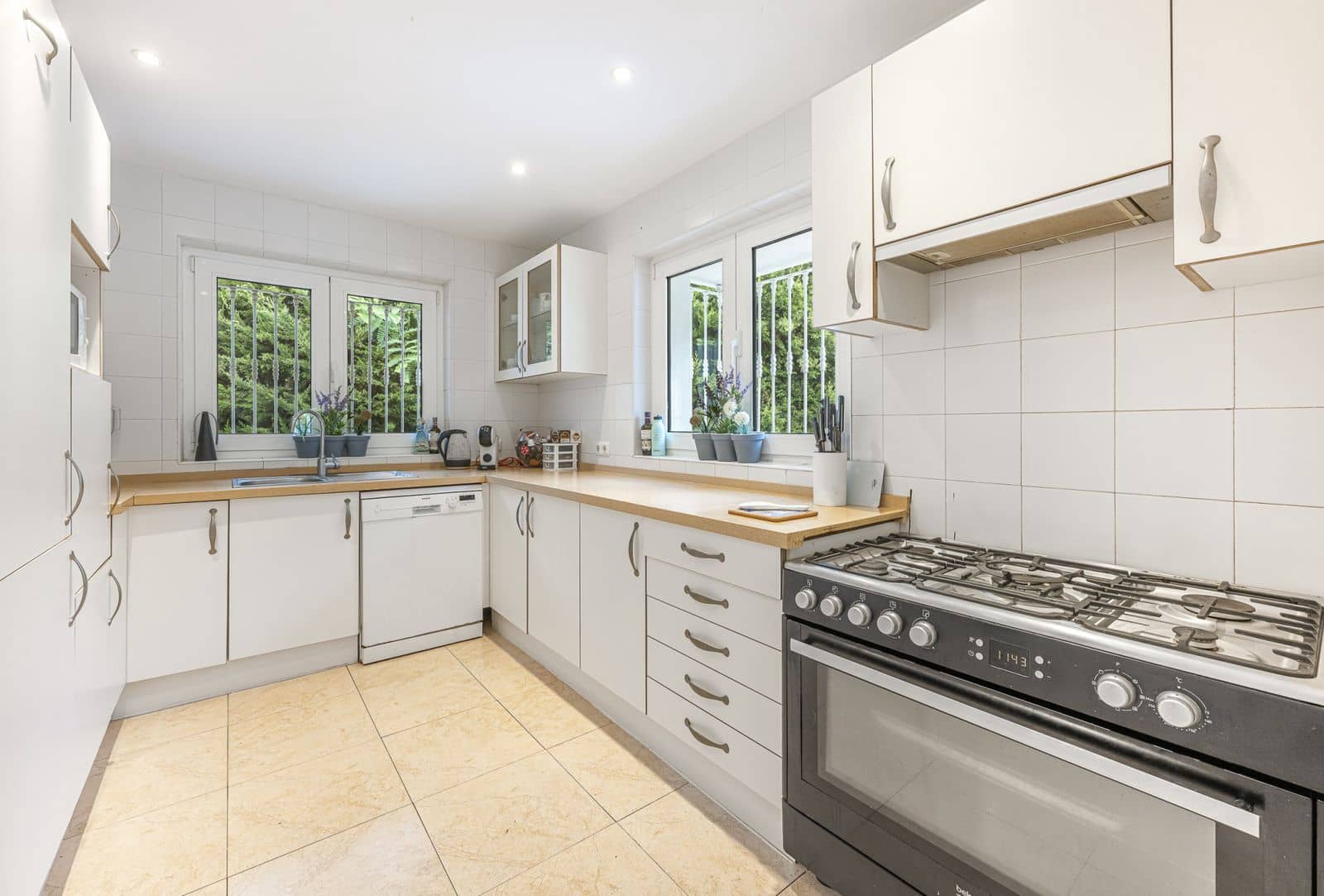 4 quarto Moradia para venda em Sotogrande - 950 000 € (Ref: 9738776)