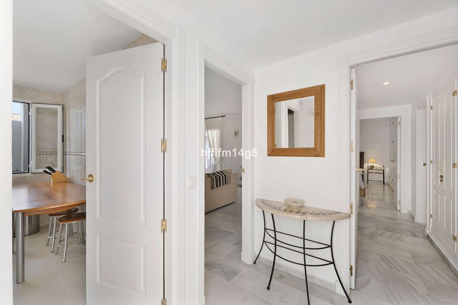 1 bedroom Penthouse for sale in Nueva Andalucia - € 415,000 (Ref: 9738781)