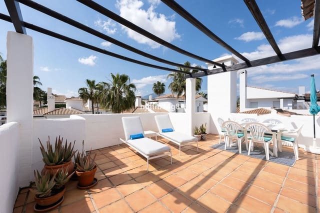 1 makuuhuone Kattohuoneisto myytävänä paikassa Nueva Andalucia, Marbella - 415 000 € (Ref: 9738781)