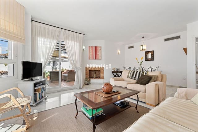 1 makuuhuone Kattohuoneisto myytävänä paikassa Nueva Andalucia, Marbella - 415 000 € (Ref: 9738781)