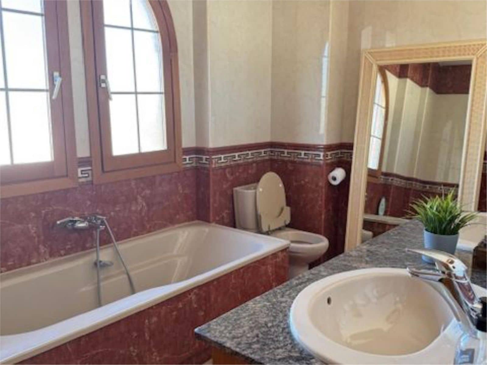 Pareado de 3 habitaciones en Calahonda en venta - 742.400 € (Ref: 9738783)