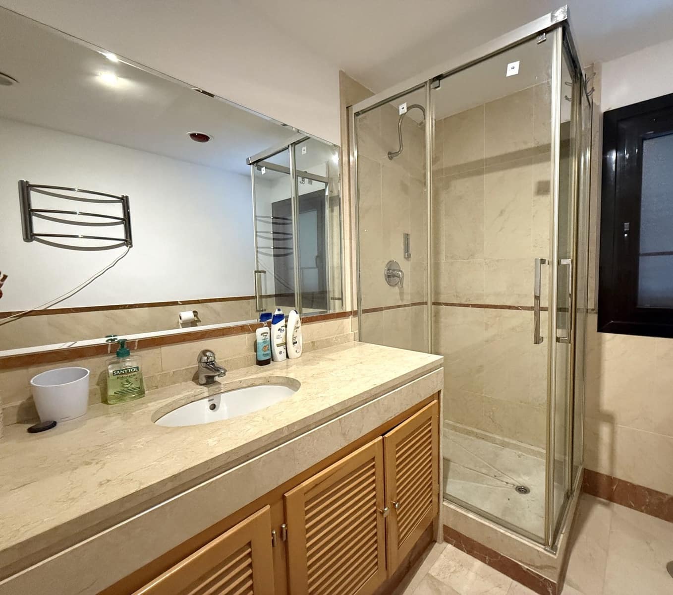 2 bedroom Apartment for sale in Puerto Banus - € 665,000 (Ref: 9738785)