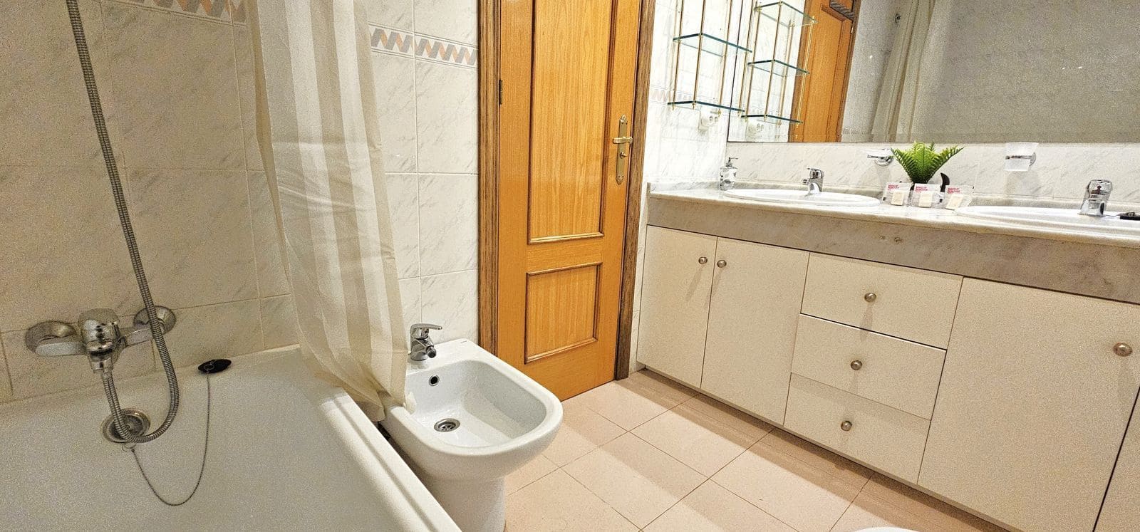 3 bedroom Apartment for sale in El Rosario - € 515,000 (Ref: 9738790)