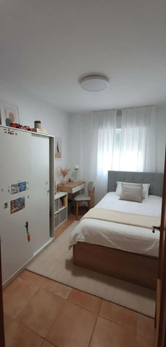 Apartamento de 3 habitaciones en Estepona en venta - 360.000 € (Ref: 9738798)