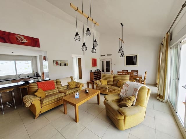 3 quarto Penthouse para venda em Riviera del Sol, Mijas - 450 000 € (Ref: 9738801)