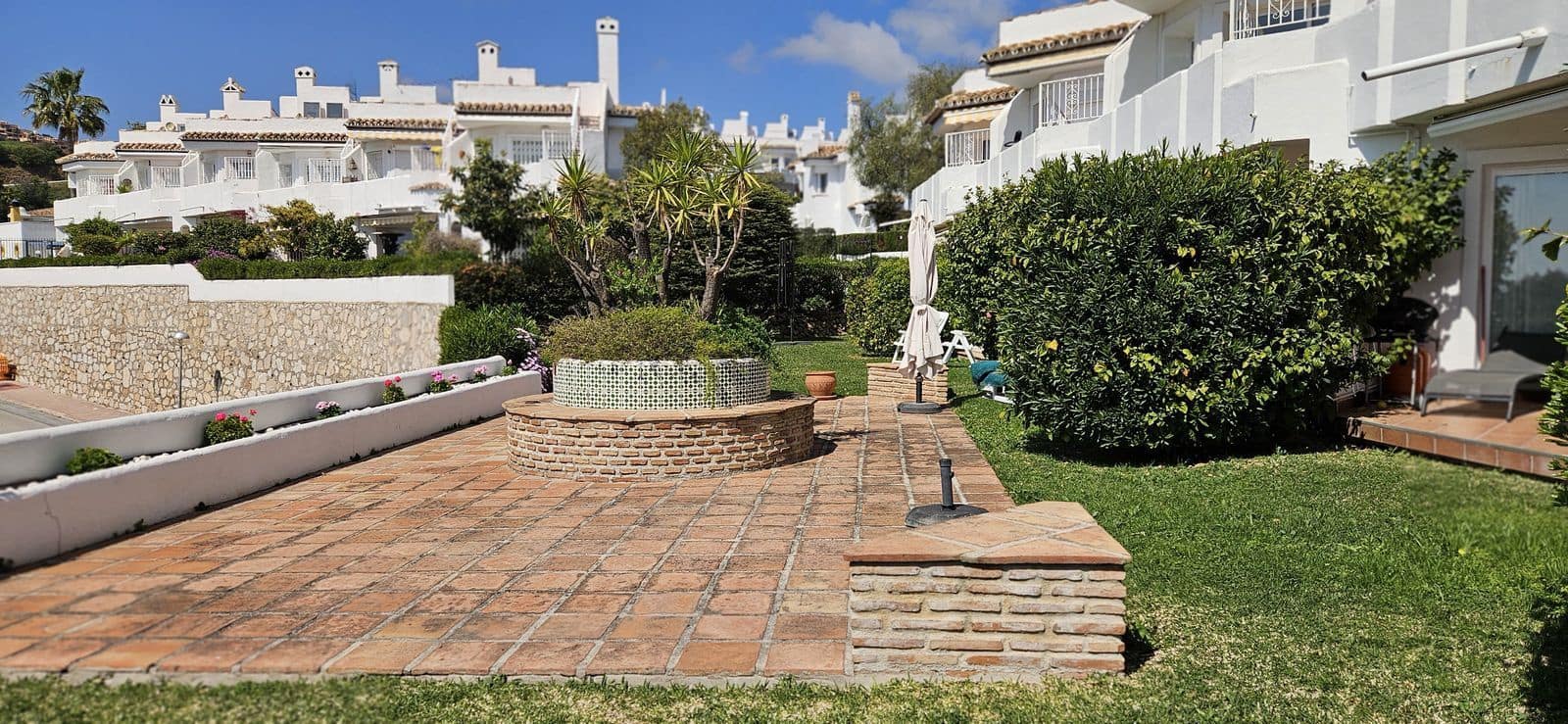 2 quarto Casa em Banda para venda em Calahonda - 549 000 € (Ref: 9738809)