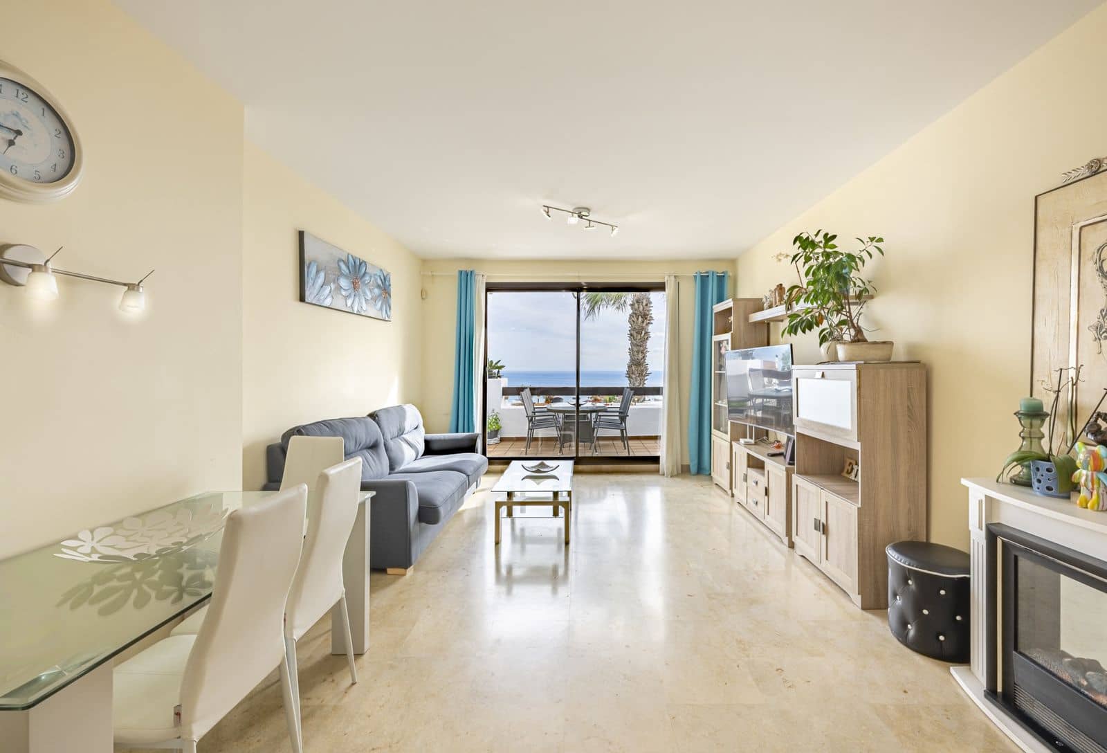 2 sovrum Lägenhet till salu i La Alcaidesa - 479 000 € (Ref: 9738811)