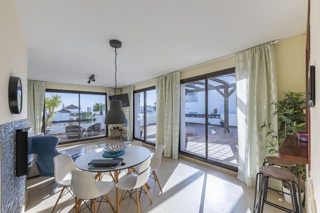 2 bedroom Apartment for sale in La Alcaidesa - € 458,000 (Ref: 9738812)