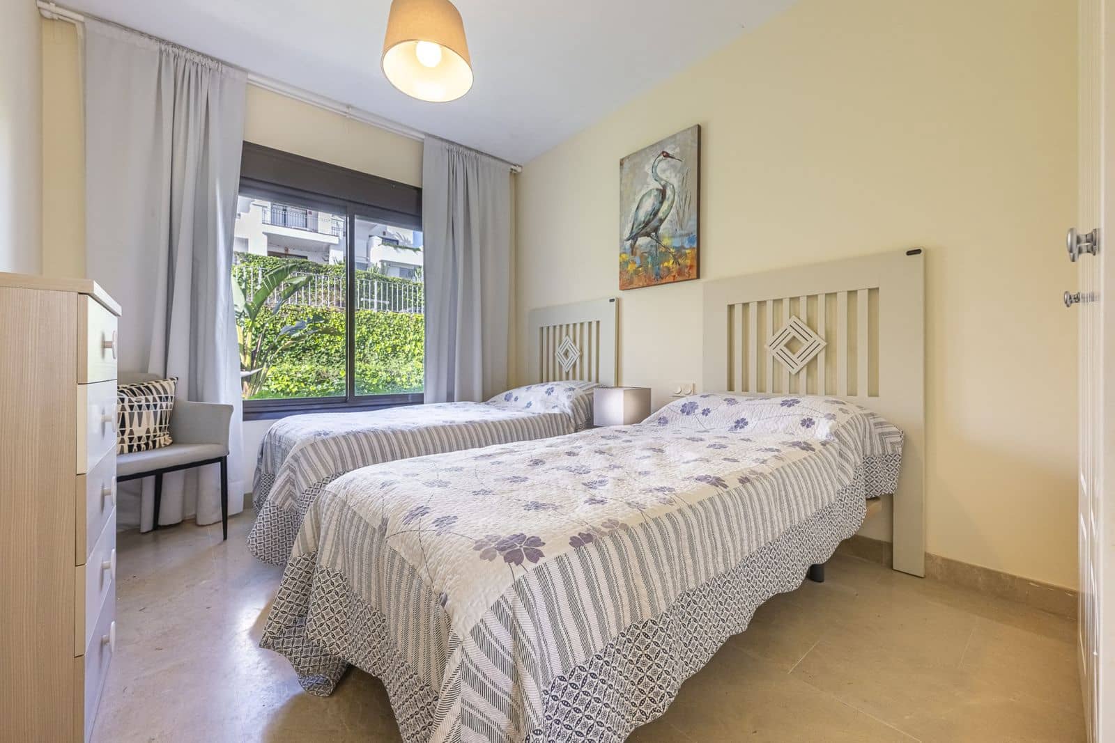 2 bedroom Apartment for sale in La Alcaidesa - € 458,000 (Ref: 9738812)