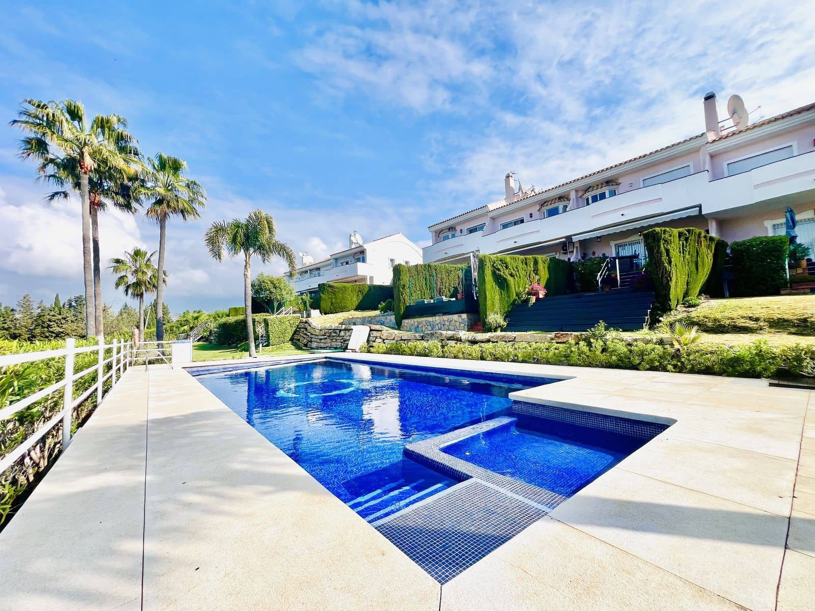 Casa de 3 habitaciones en Atalaya-Isdabe en venta - 795.000 € (Ref: 9738814)