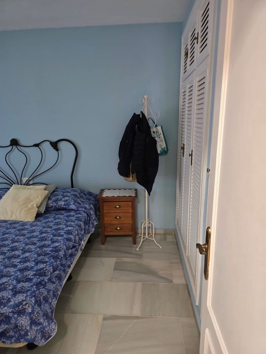 1 sovrum Lägenhet till salu i El Paraiso - 297 000 € (Ref: 9738816)