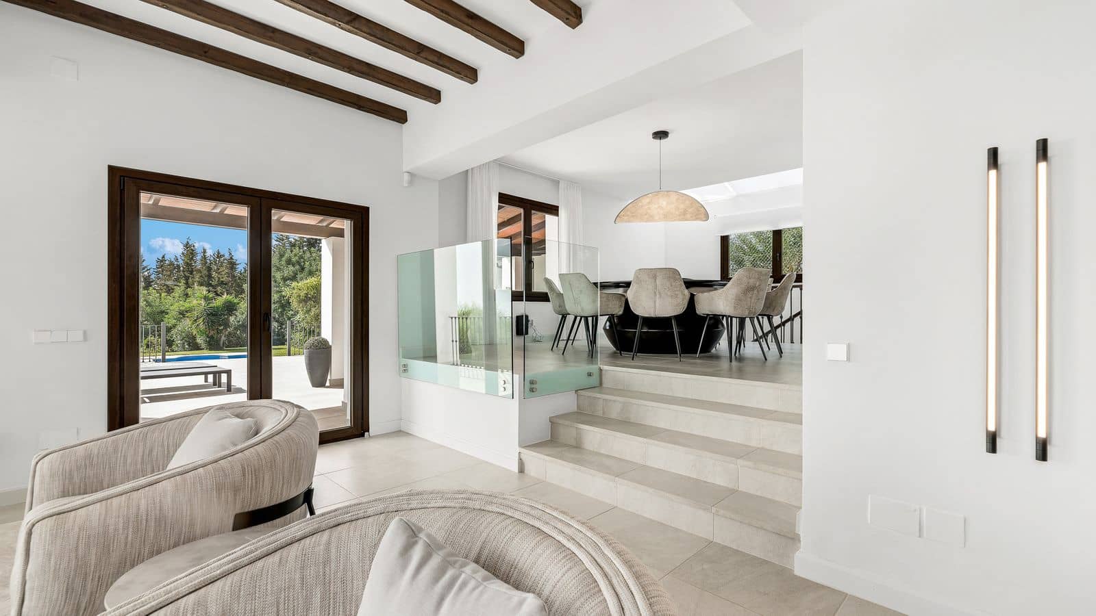 5 camera da letto Villa in vendita in New Golden Mile - 2.195.000 € (Rif: 9738817)