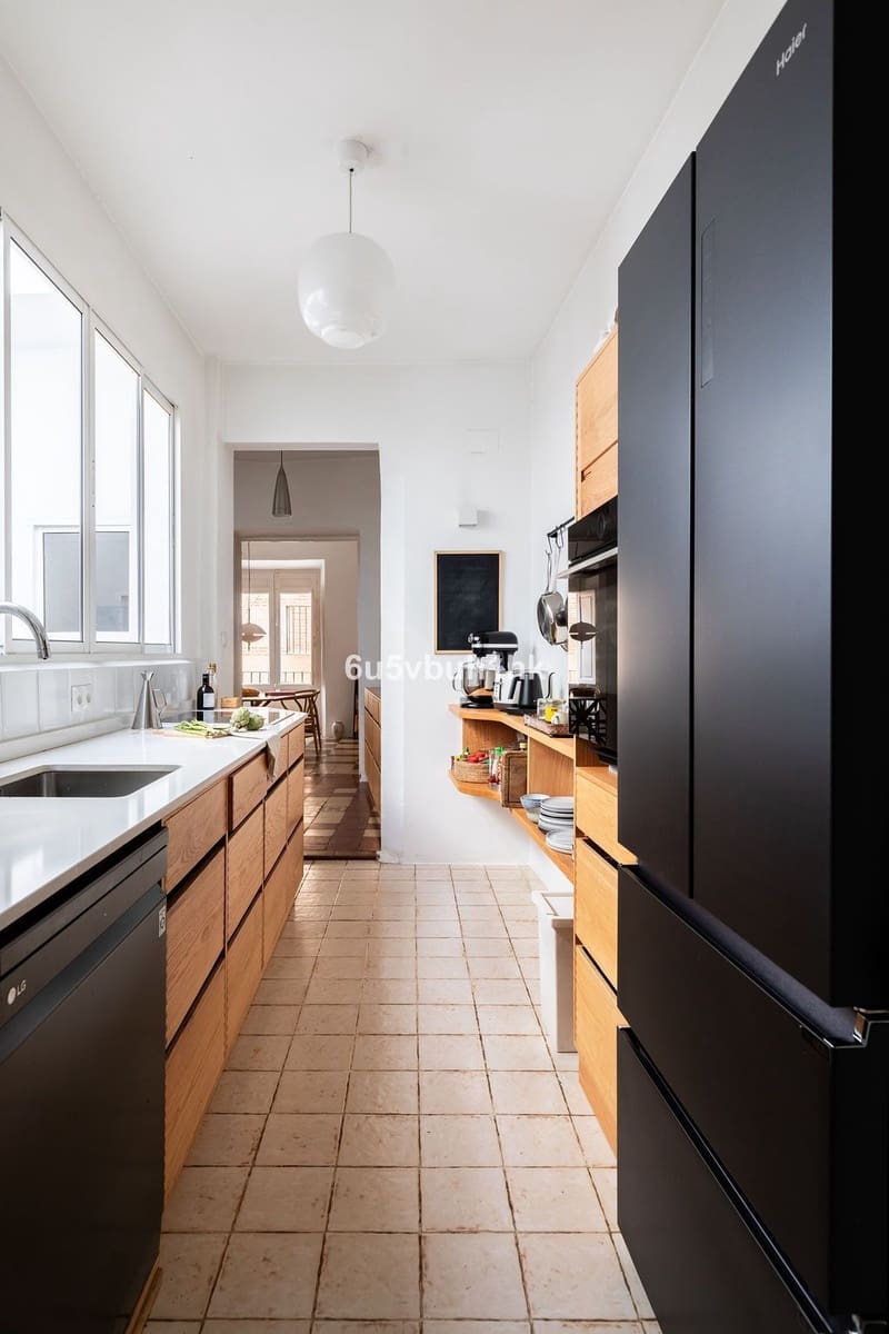 8 sovrum Hus till salu i Malaga stad - 1 749 000 € (Ref: 9738819)