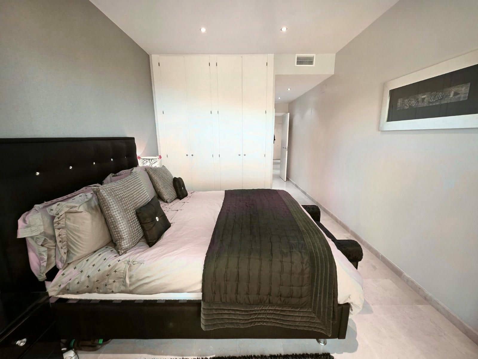 2 bedroom Penthouse for sale in Punta de la Chullera - € 325,000 (Ref: 9738825)