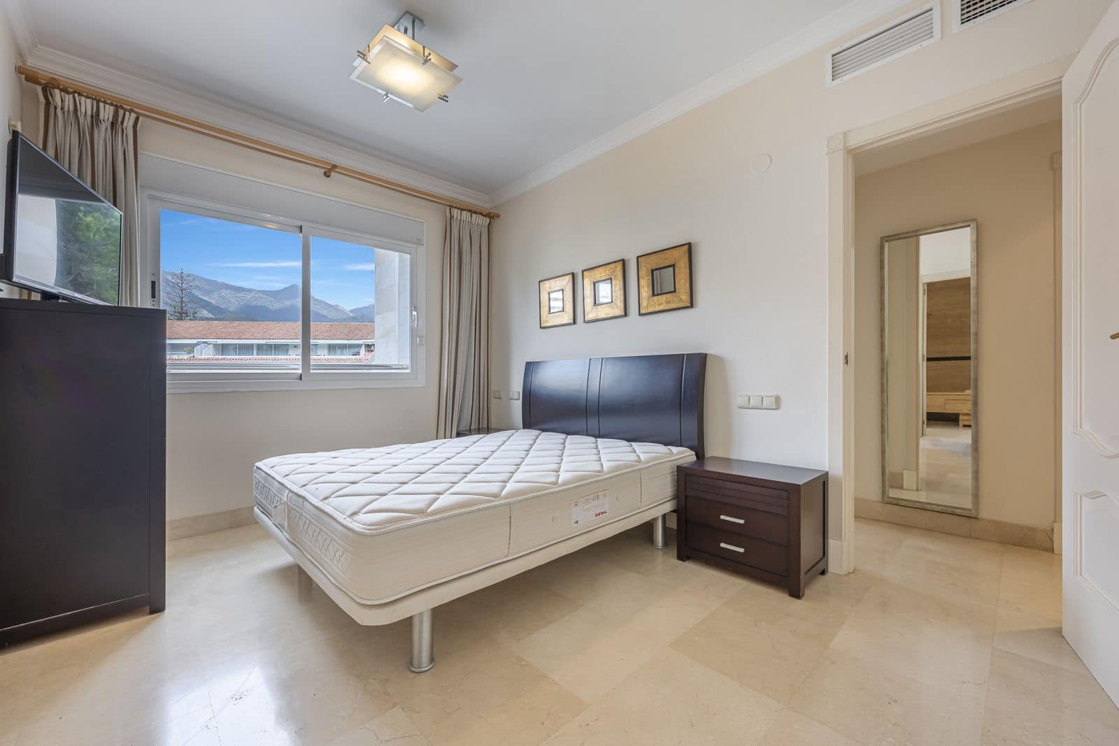 2 bedroom Apartment for sale in Golden Mile - € 990,000 (Ref: 9738826)