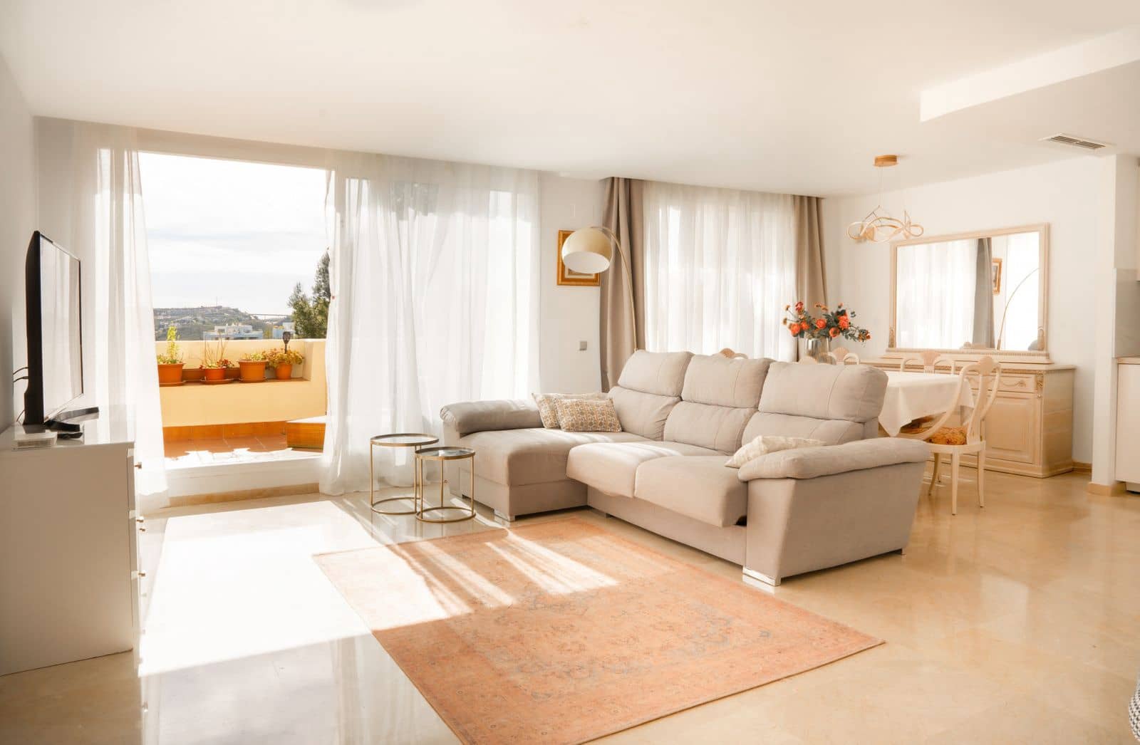 2 soveværelse Lejlighed til salg i Benahavis - € 430.000 (Ref: 9738829)