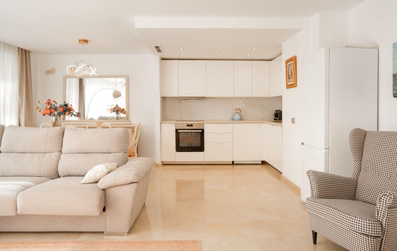 2 soveværelse Lejlighed til salg i Benahavis - € 430.000 (Ref: 9738829)