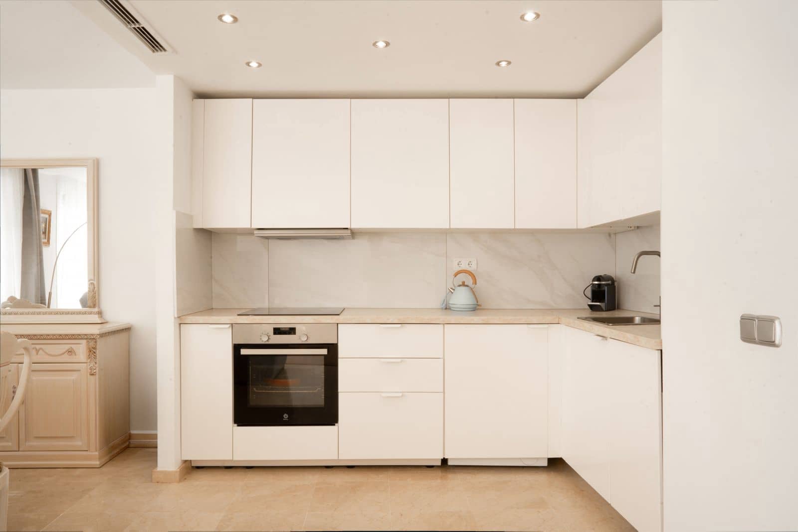 2 soveværelse Lejlighed til salg i Benahavis - € 430.000 (Ref: 9738829)