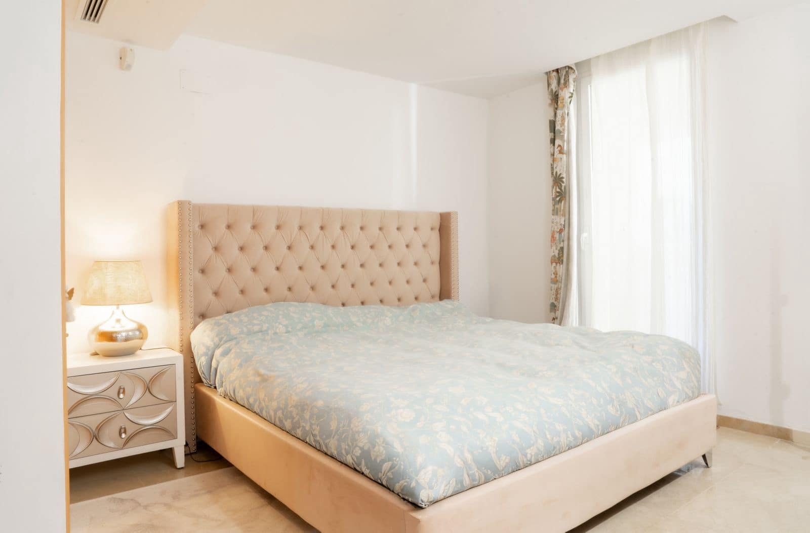 2 soveværelse Lejlighed til salg i Benahavis - € 430.000 (Ref: 9738829)