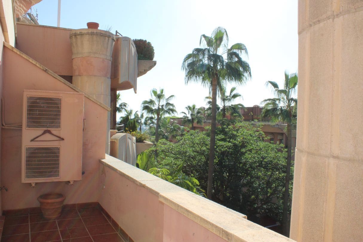 2 makuuhuone Huoneisto myytävänä paikassa Marbella - 470 000 € (Ref: 9738832)