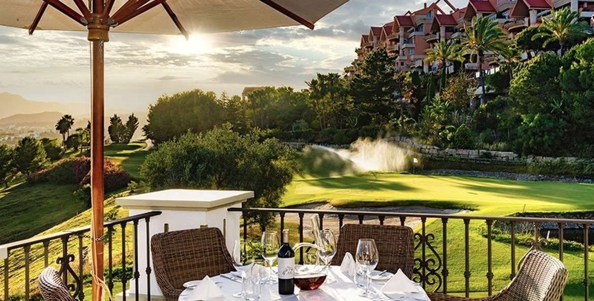 2 makuuhuone Huoneisto myytävänä paikassa Marbella - 470 000 € (Ref: 9738832)