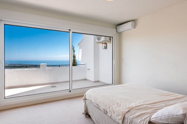 2 sovrum Hus till salu i Los Monteros, Marbella - 595 000 € (Ref: 9738833)