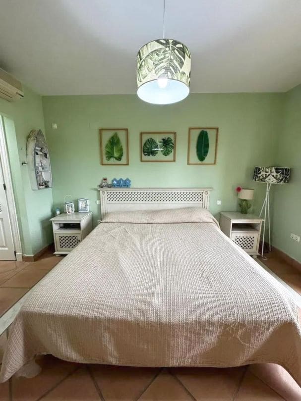 3 chambre Villa/Maison à vendre à Sotogrande - 850 000 € (Ref: 9738838)