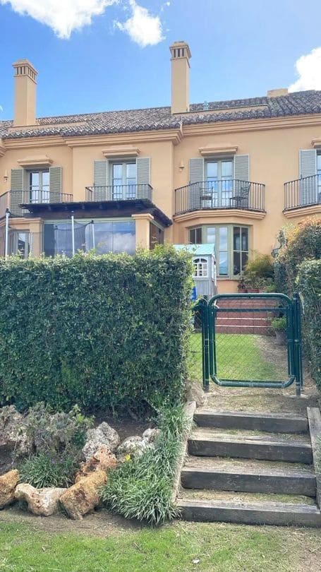 3 chambre Villa/Maison à vendre à Sotogrande - 850 000 € (Ref: 9738838)