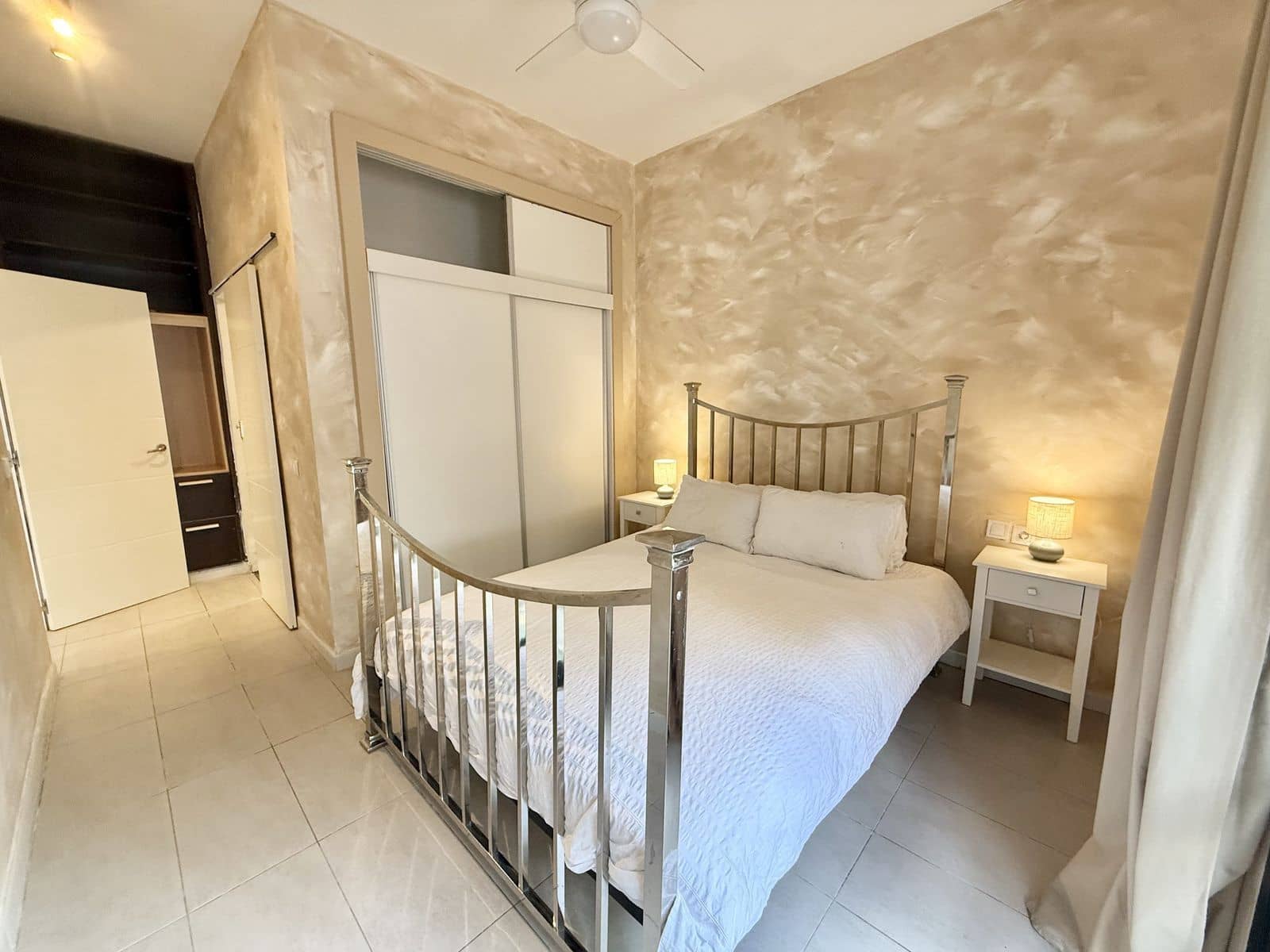 3 bedroom Apartment for sale in Calahonda - € 335,000 (Ref: 9738839)