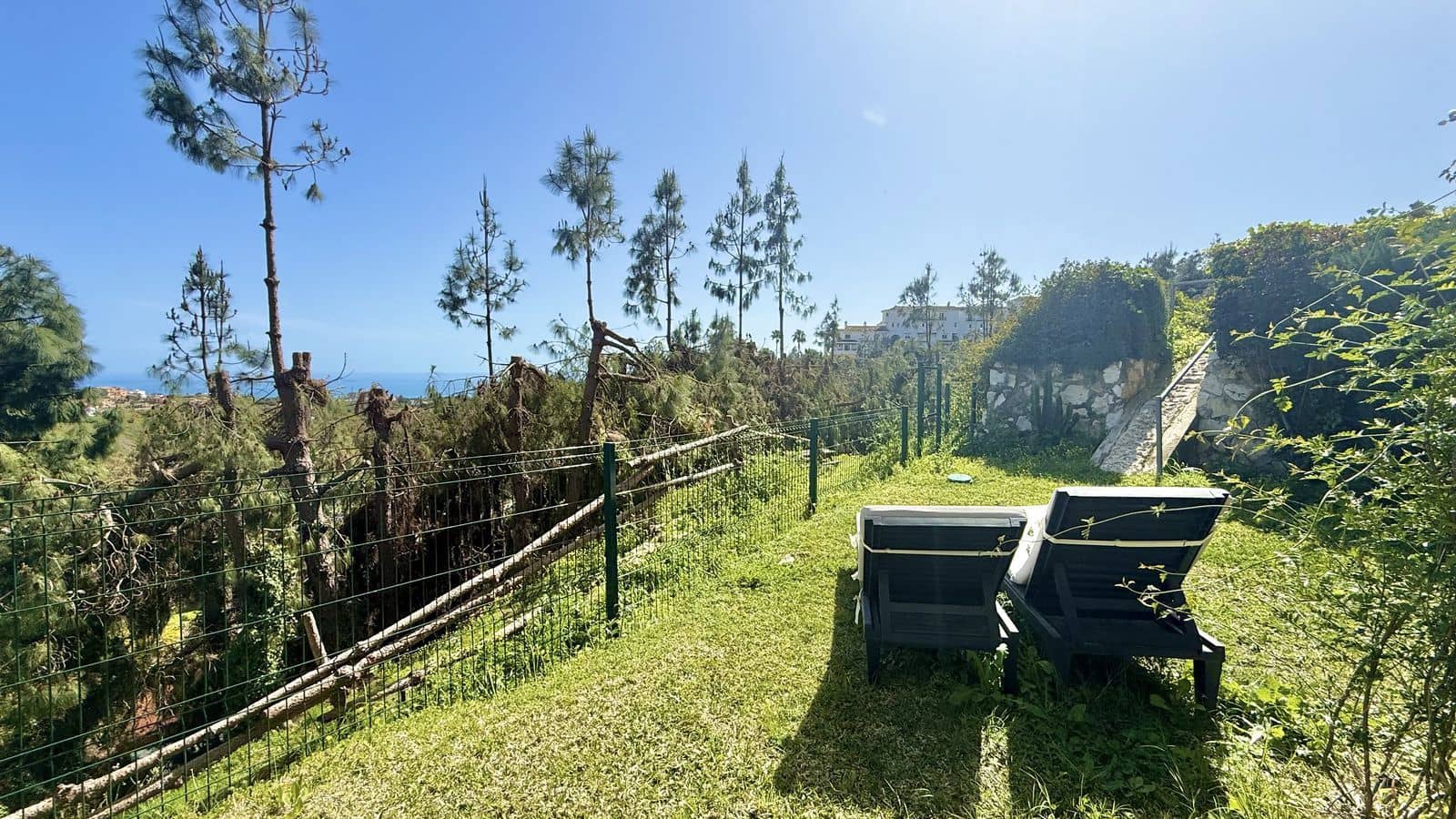 3 bedroom Apartment for sale in Calahonda - € 335,000 (Ref: 9738839)