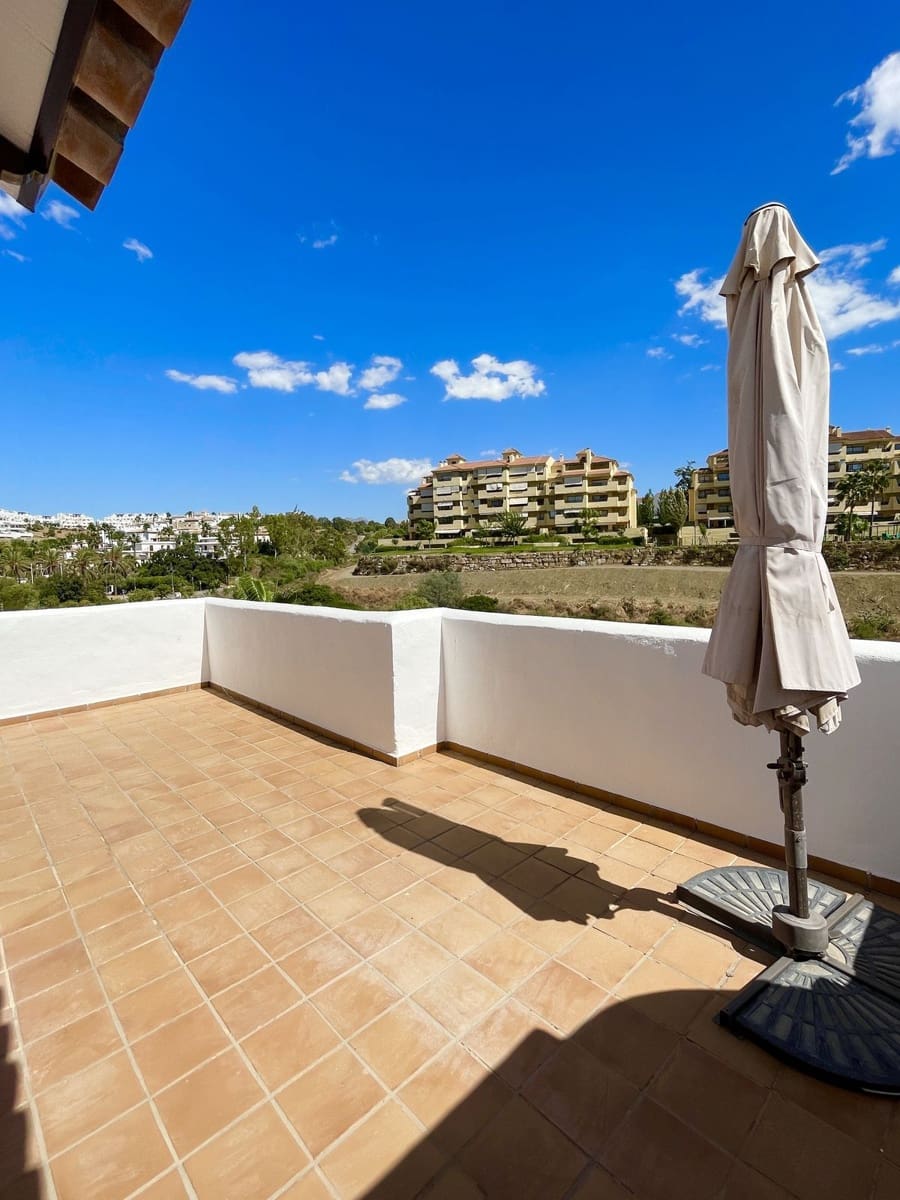 3 bedroom Apartment for sale in New Golden Mile - € 450,000 (Ref: 9738840)