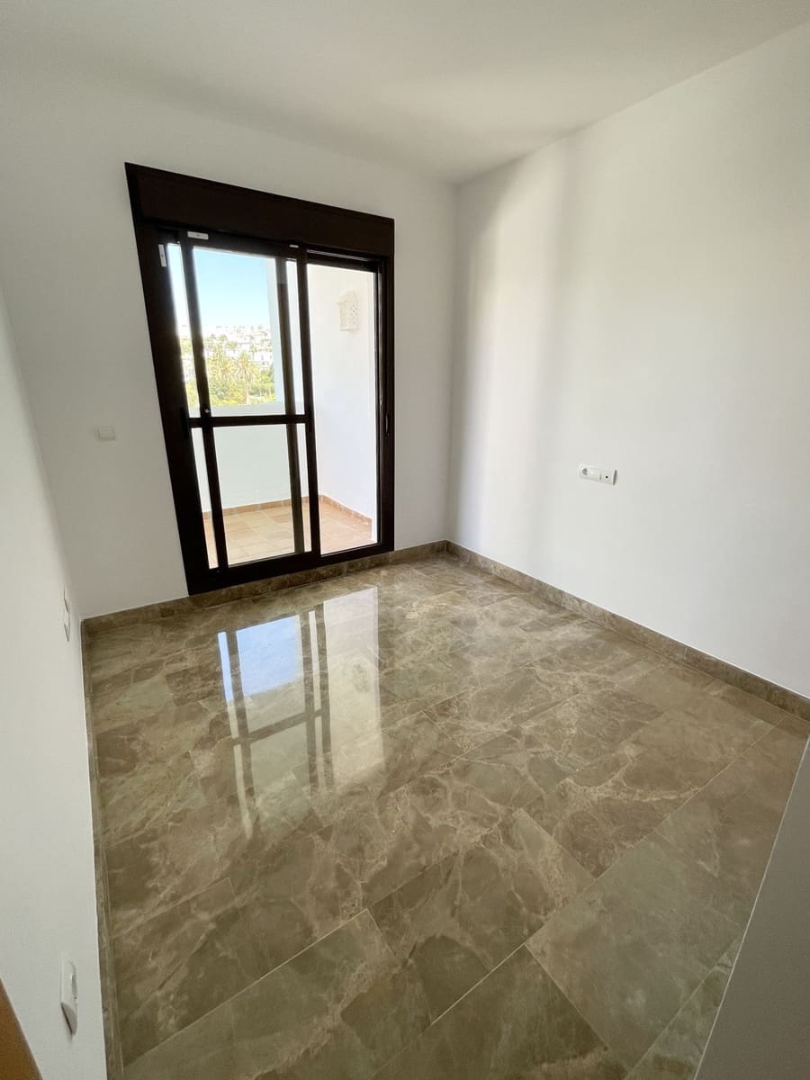 3 bedroom Apartment for sale in New Golden Mile - € 450,000 (Ref: 9738840)