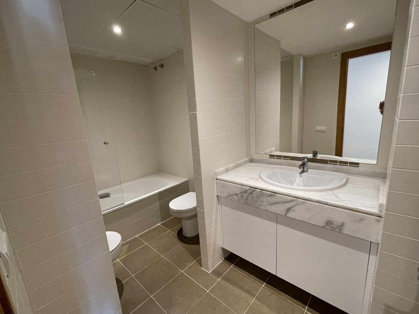 3 bedroom Apartment for sale in New Golden Mile - € 450,000 (Ref: 9738840)