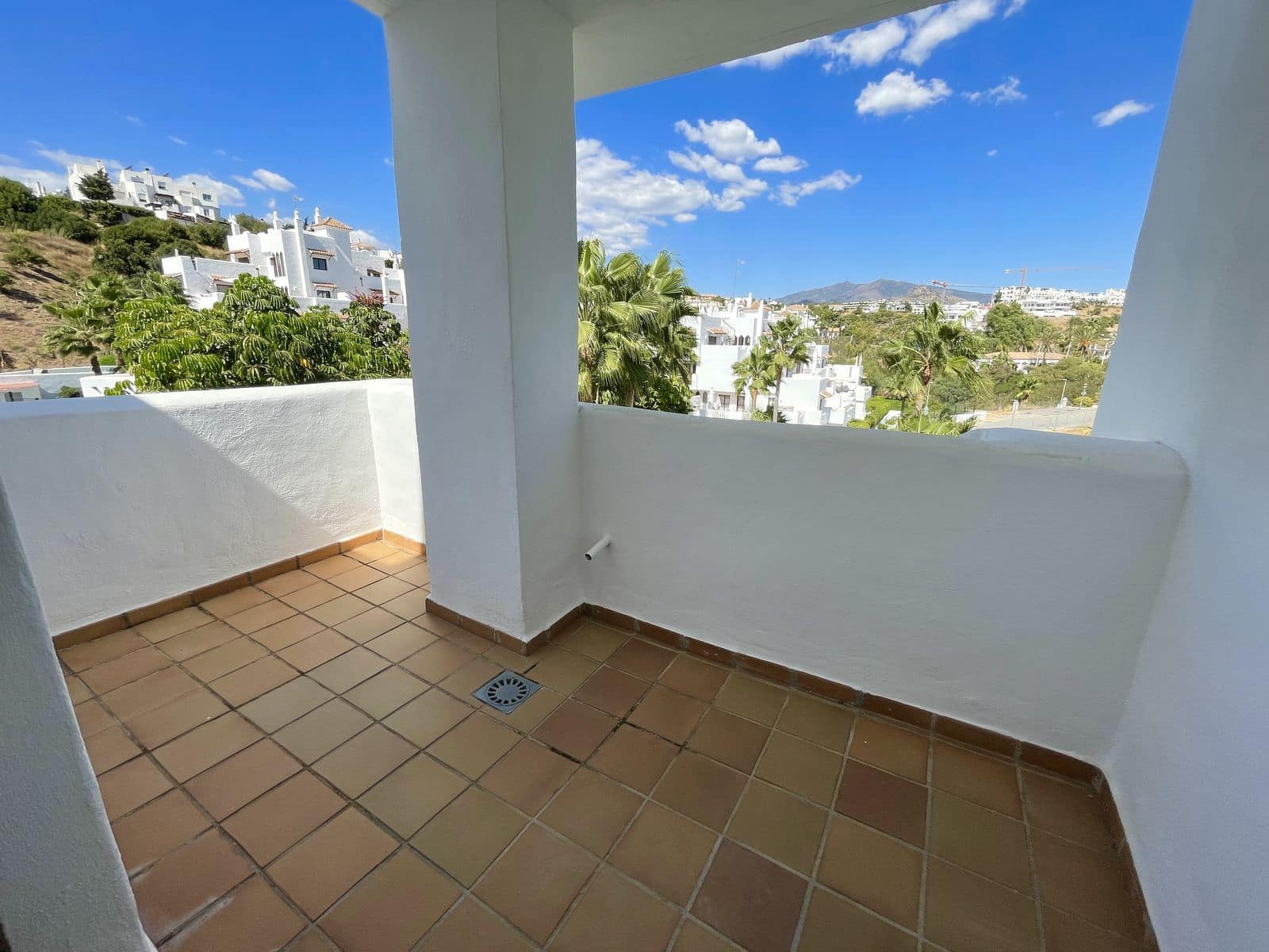 3 bedroom Apartment for sale in New Golden Mile - € 450,000 (Ref: 9738840)