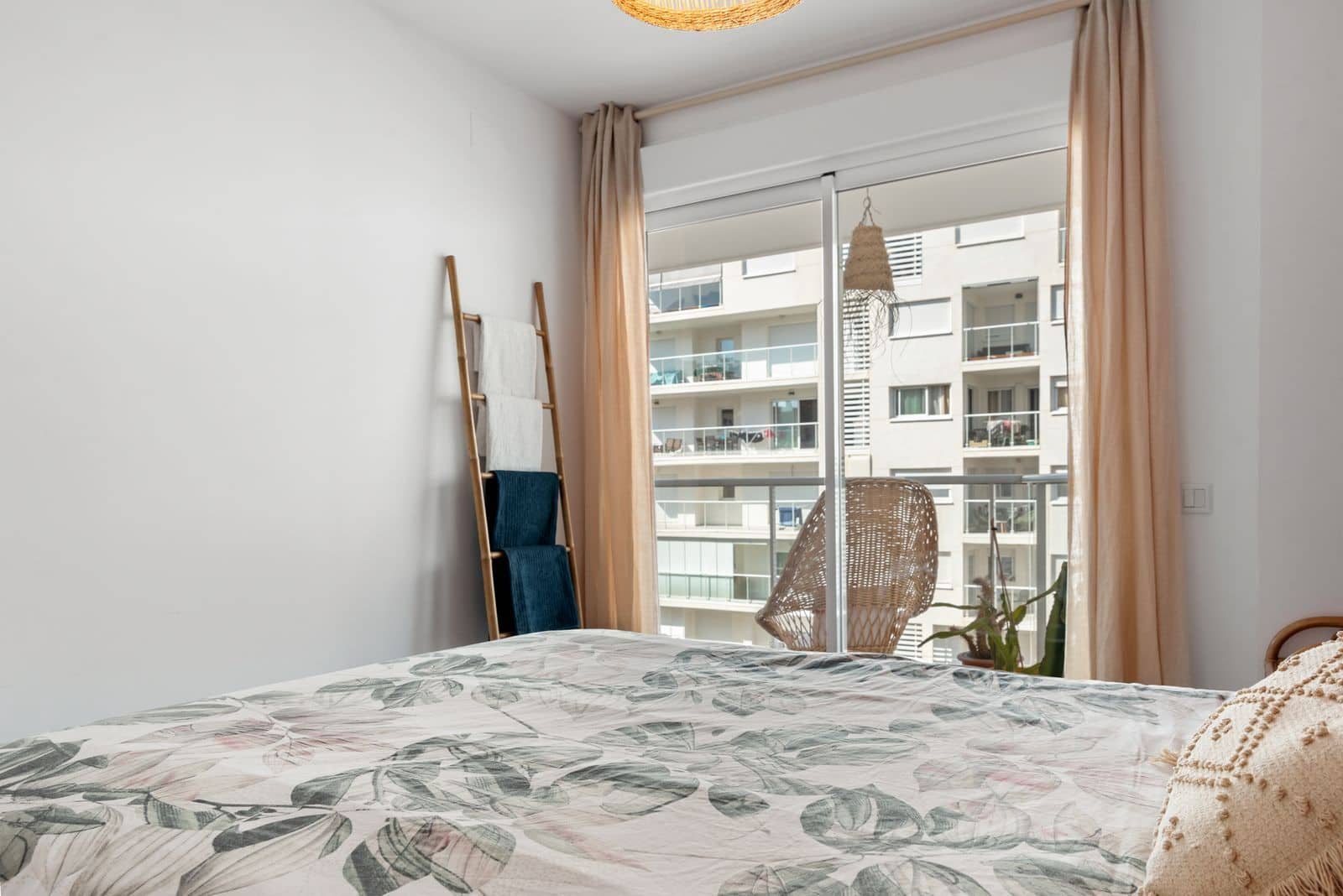 3 sovrum Lägenhet till salu i Estepona - 410 000 € (Ref: 9738841)