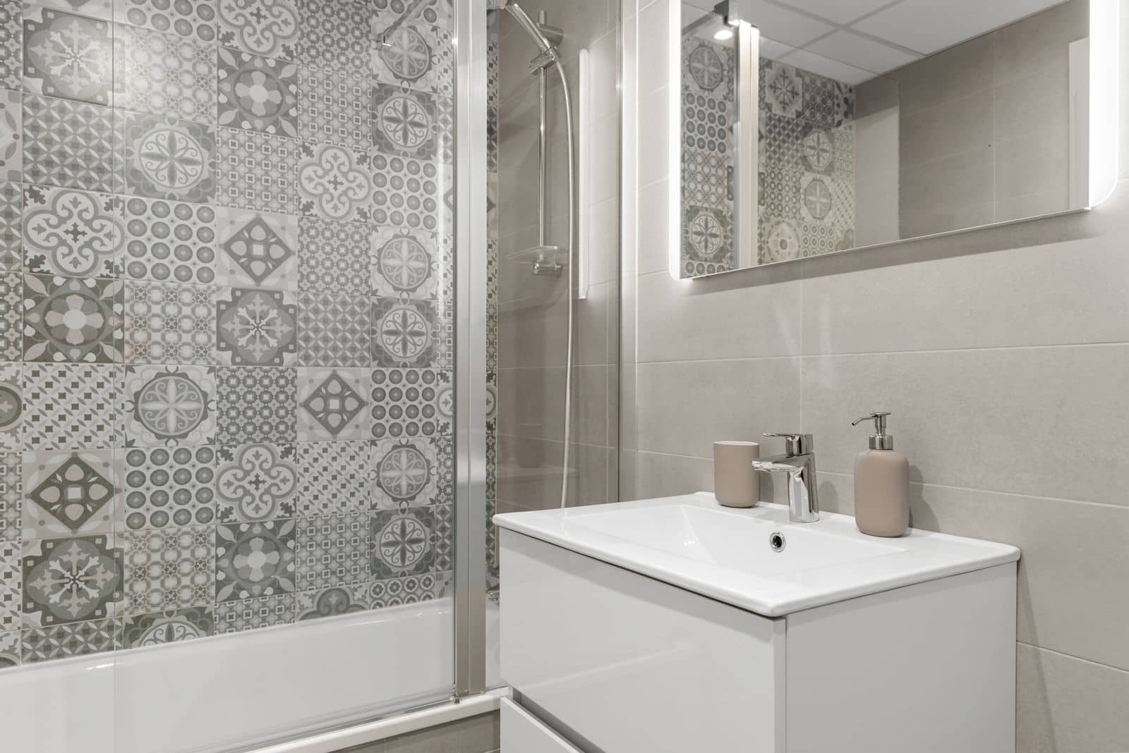 3 sovrum Lägenhet till salu i Estepona - 410 000 € (Ref: 9738841)