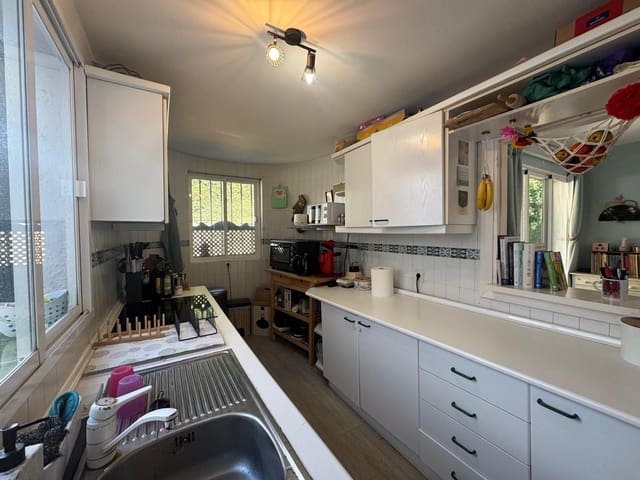 Casa de 3 habitaciones en Atalaya-Isdabe, Estepona en venta - 355.000 € (Ref: 9738842)