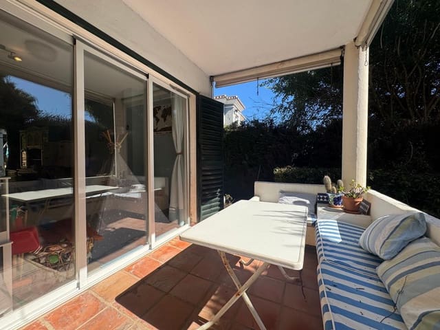 Casa de 3 habitaciones en Atalaya-Isdabe, Estepona en venta - 355.000 € (Ref: 9738842)