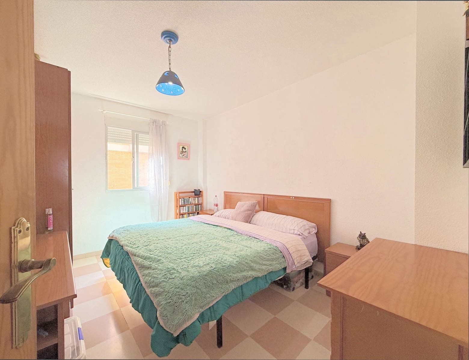 4 sovrum Lägenhet till salu i Estepona - 375 000 € (Ref: 9738843)