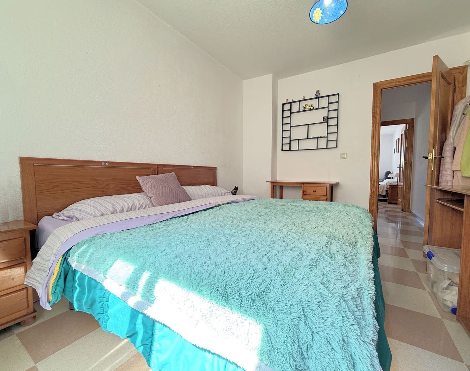 4 sovrum Lägenhet till salu i Estepona - 375 000 € (Ref: 9738843)