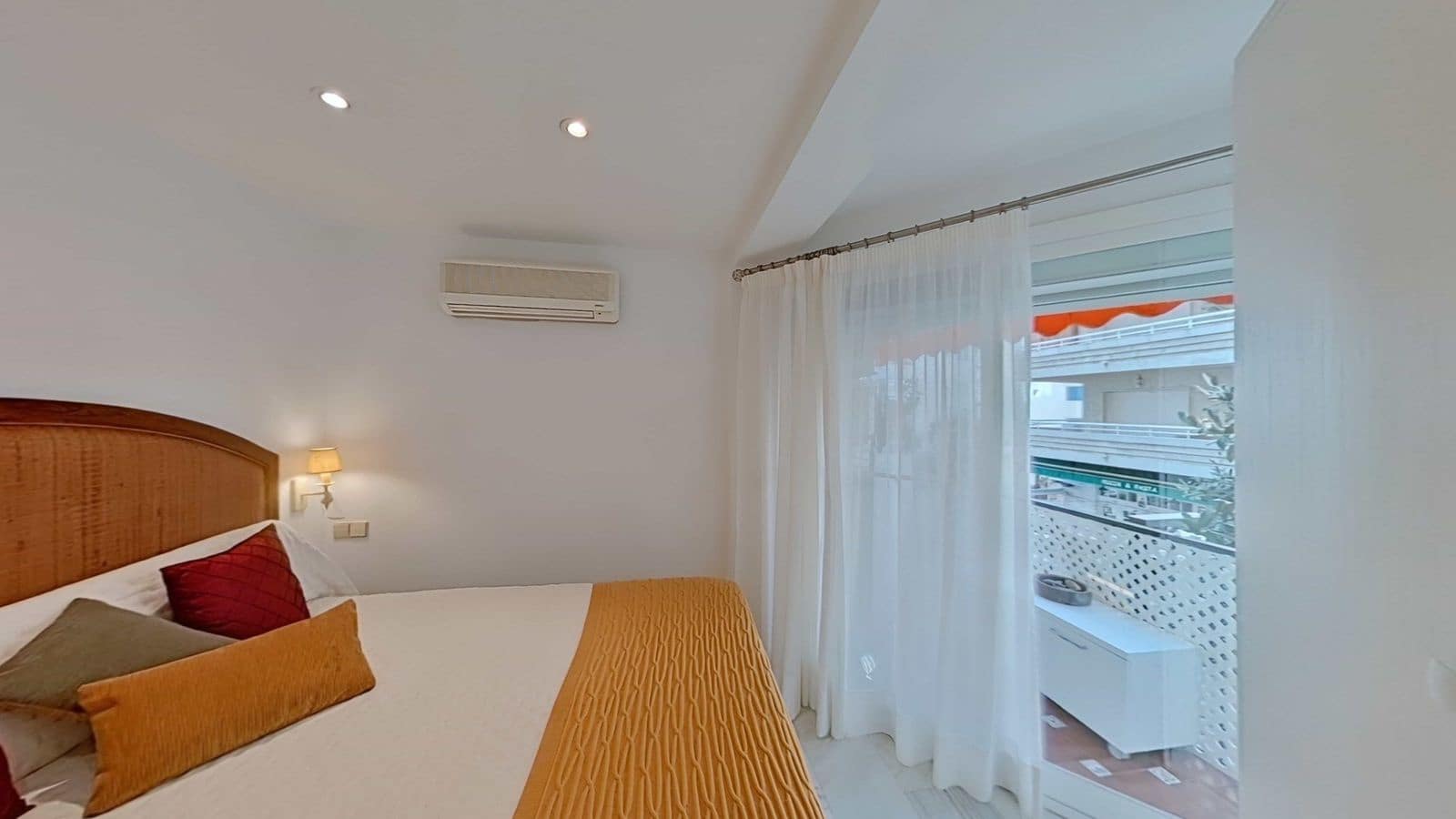 2 sovrum Lägenhet till salu i Marbella - 590 000 € (Ref: 9738846)