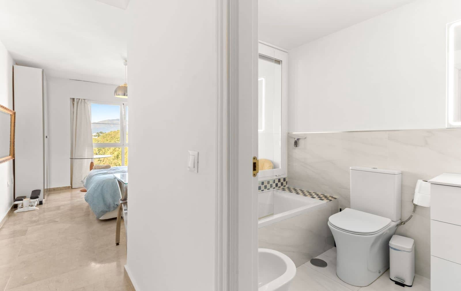 Ático de 2 habitaciones en Atalaya-Isdabe en venta - 495.000 € (Ref: 9738848)