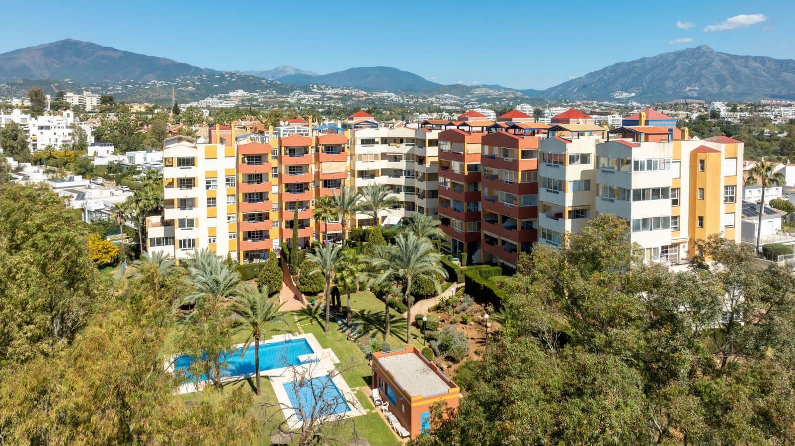 Ático de 2 habitaciones en Atalaya-Isdabe en venta - 495.000 € (Ref: 9738848)