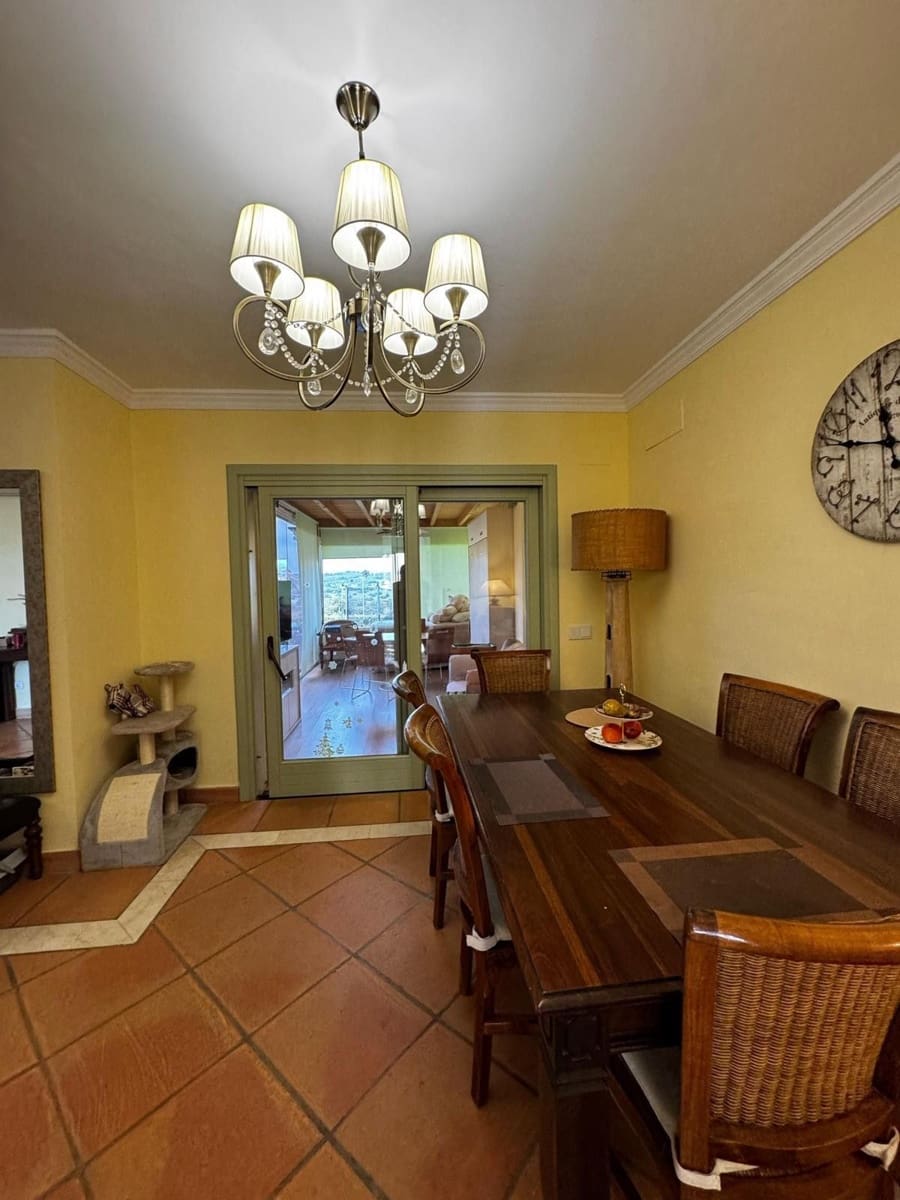 4 Zimmer Haus zu verkaufen in Sotogrande - 850.000 € (Ref: 9738849)