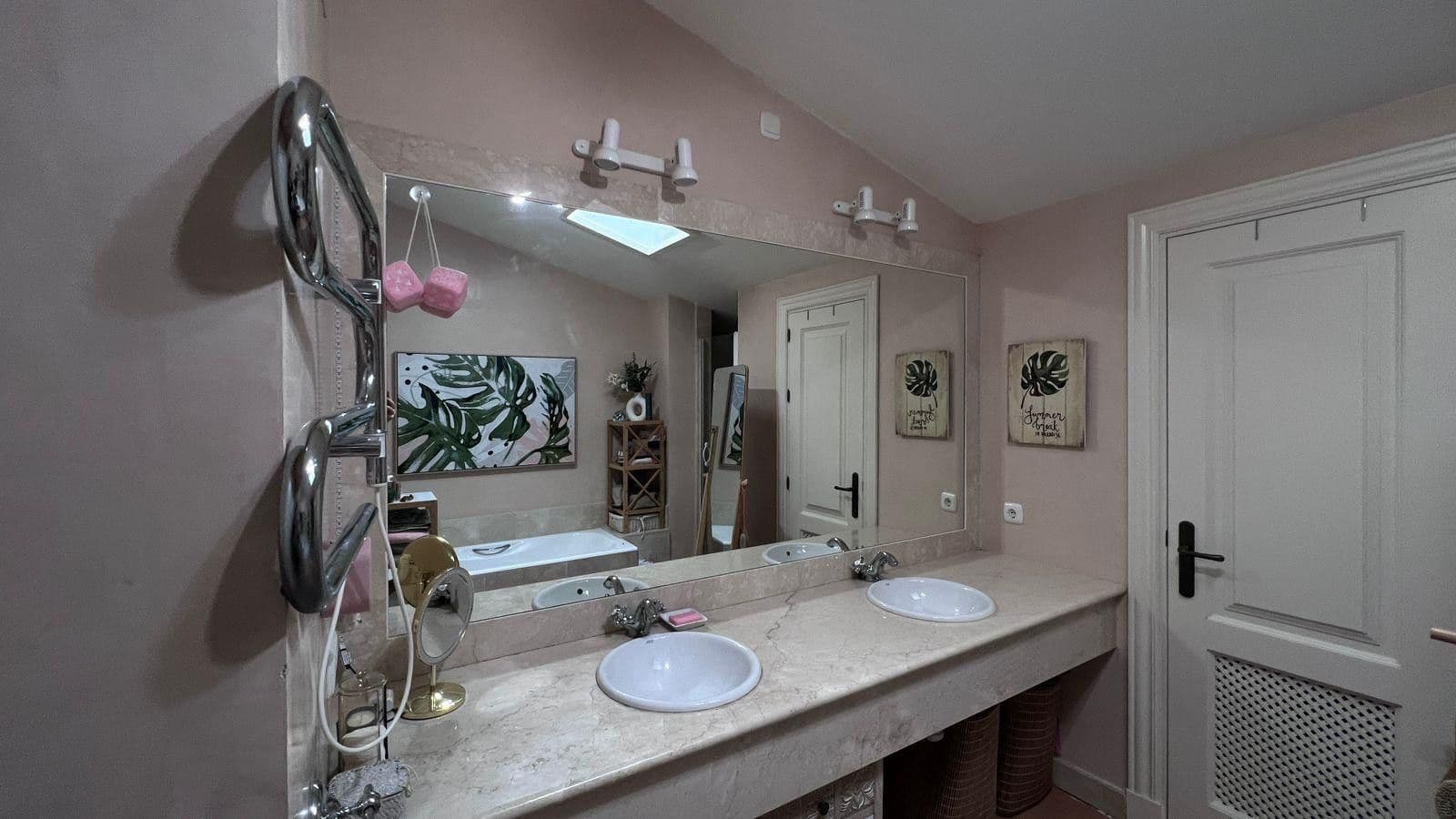 4 Zimmer Haus zu verkaufen in Sotogrande - 850.000 € (Ref: 9738849)