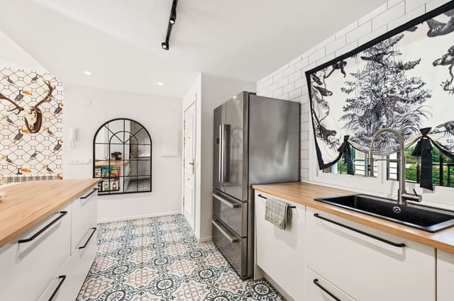 2 slaapkamer Appartement te koop in Guadalmina Alta, Marbella - € 449.999 (Ref: 9738850)