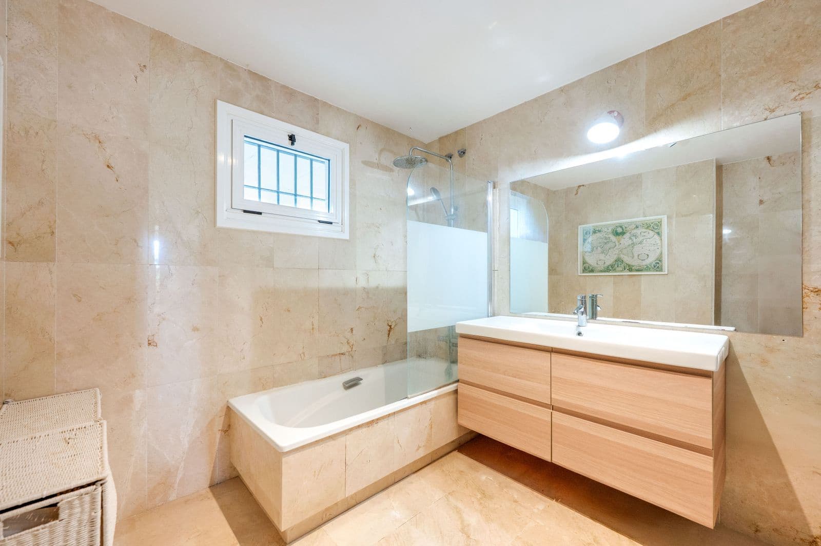 2 slaapkamer Appartement te koop in Guadalmina - € 449.999 (Ref: 9738850)